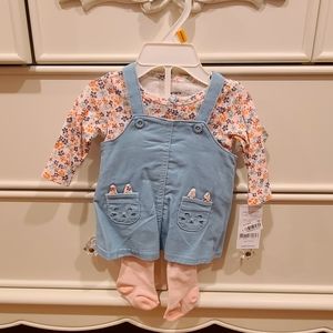 NWT Carters 3 piece Outift - Newborn